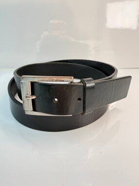 Hugo Boss Genuine Leather Belt – Size 38